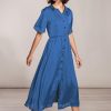 Damen SinWeaver alternative fashion Kleider | Langes Kleid Blau Viskose Mit Knopfen