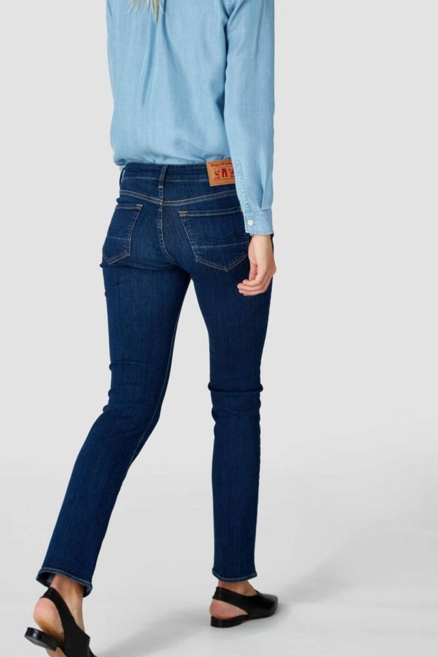 Damen Kings Of Indigo Jeans | Emi Eco Mayla Blue Worn